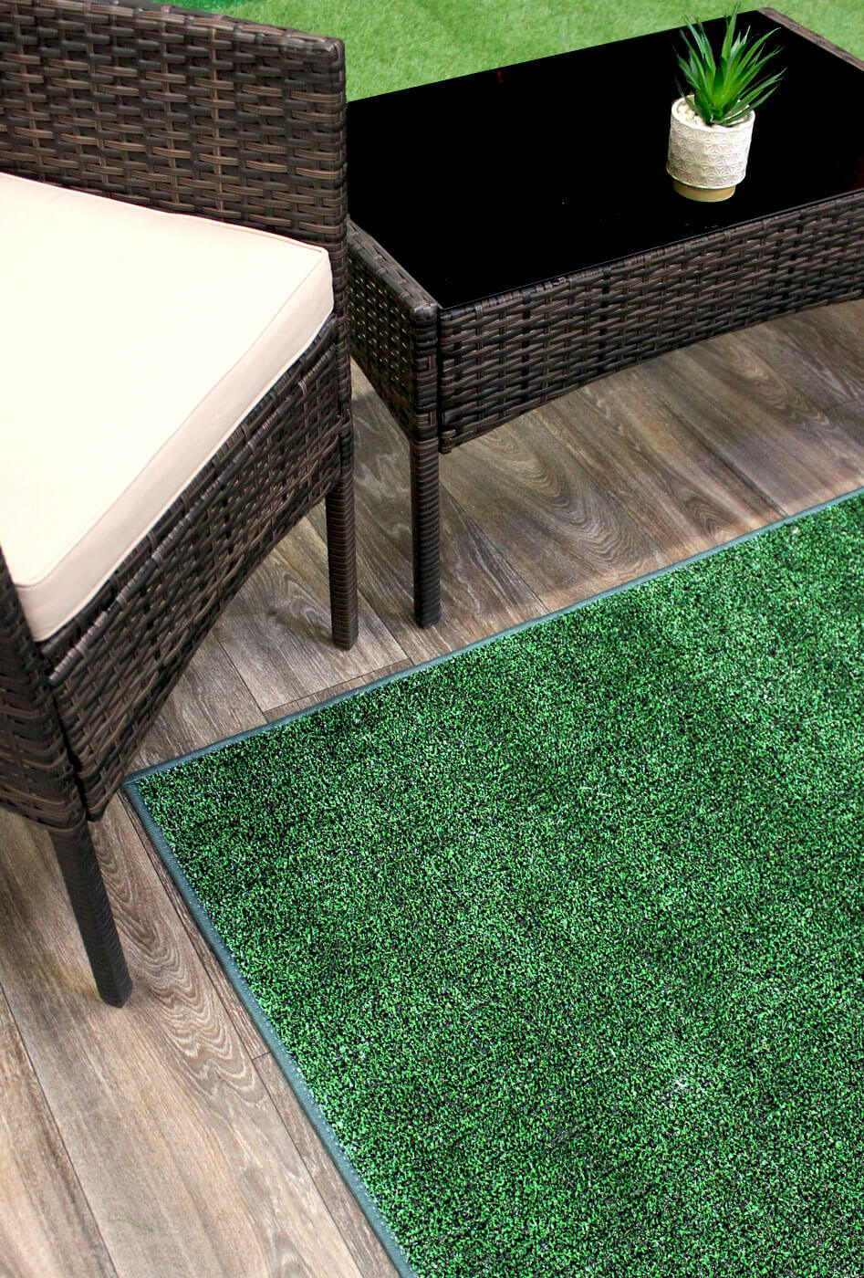 Koeckritz Economy Turf Green & Black Square Indoor/Outdoor Area Carpet Mat