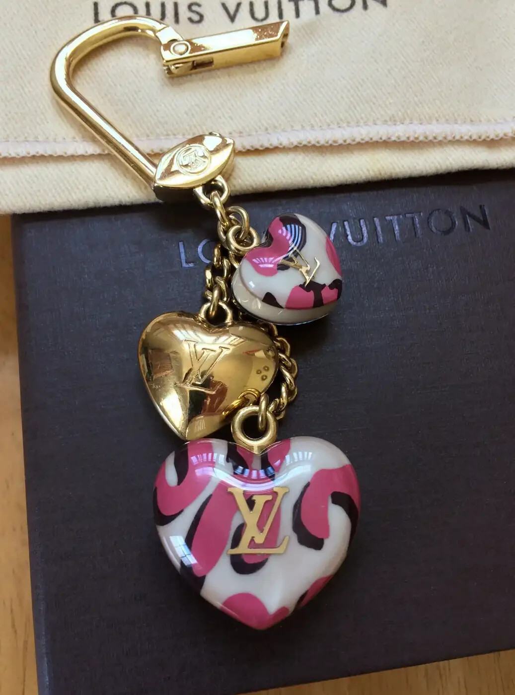 LOUIS VUITTON - ♡C♡♡ The sweetest drop has arrived. 🌸🍒🧺 LV x Takashi Murakami
