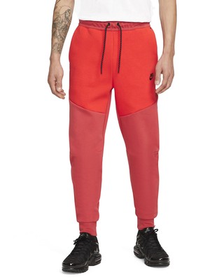 

Мужские джоггеры Nike Sportswear University Red/Red Clay Tech Fleece —