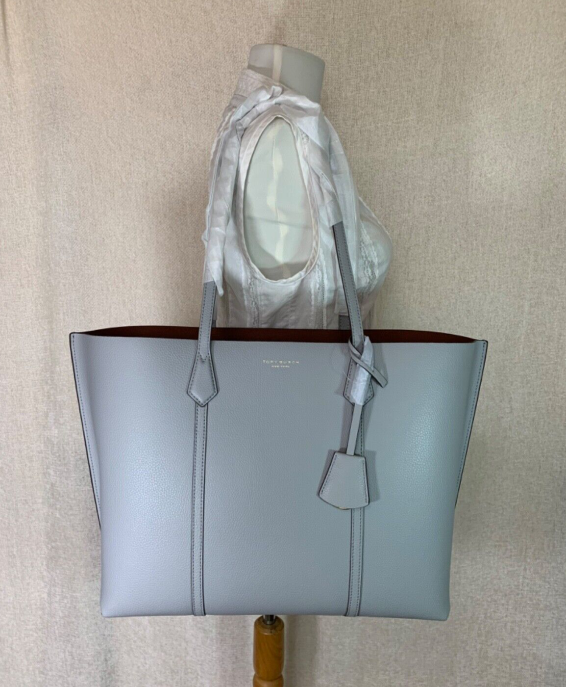 tory burch perry tote grey