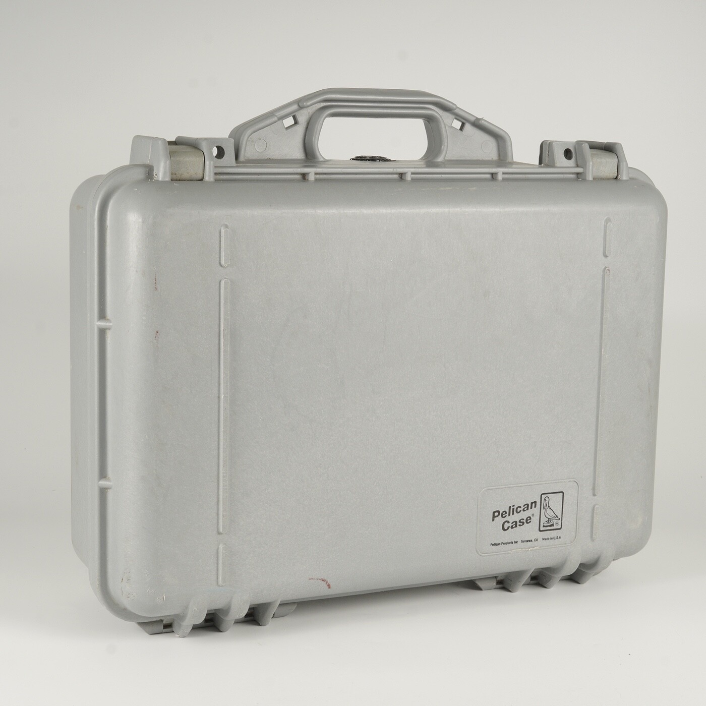 Pelican Case 18 inches x 12 inches X 6 inches - Gray | eBay