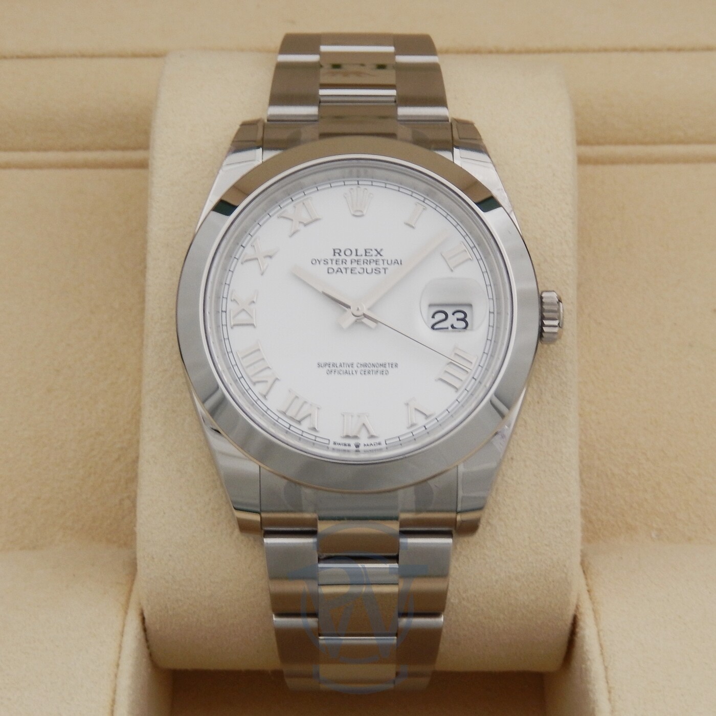 Pre-owned Rolex Datejust 41 Smooth Bezel White Roman Oyster 126300 Complete Unworn
