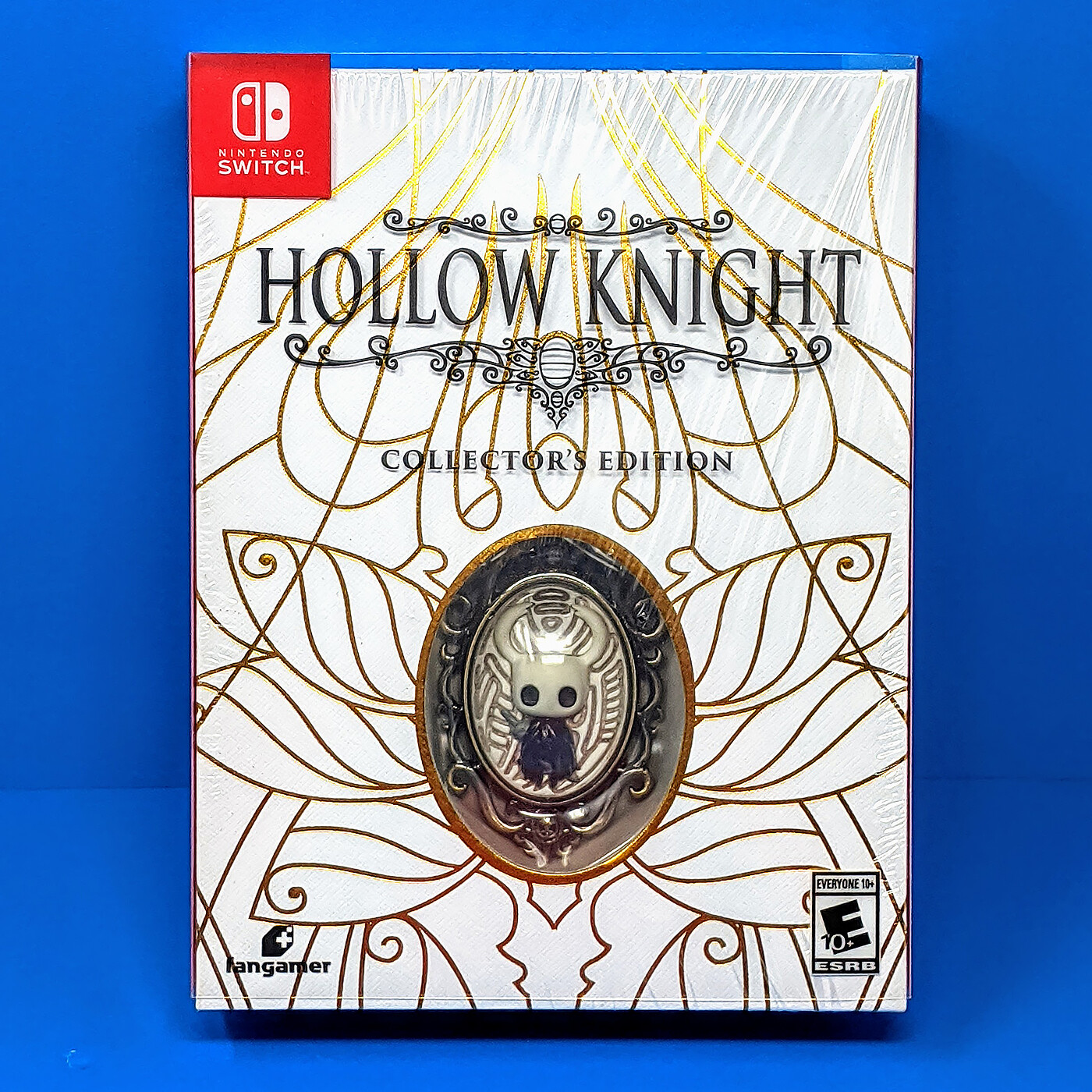 Hollow Knight Collector's Edition w/ Metal Brooch Nintendo