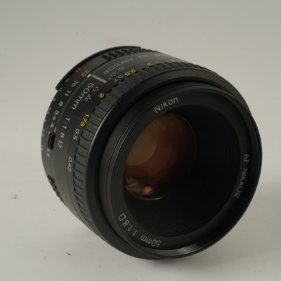Nikon AF Nikkor 50mm f/1.8 D Lens