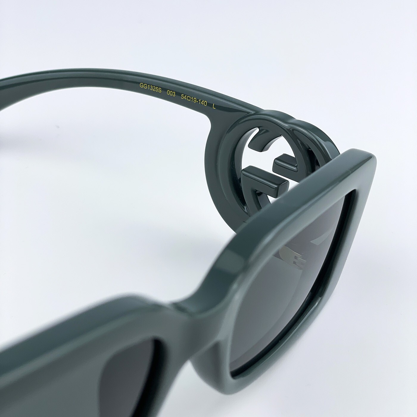 Pre-owned Gucci Gg1325s 003 Grey Smoke Grey Rectangle Women Sunglasses 54mm In Gray