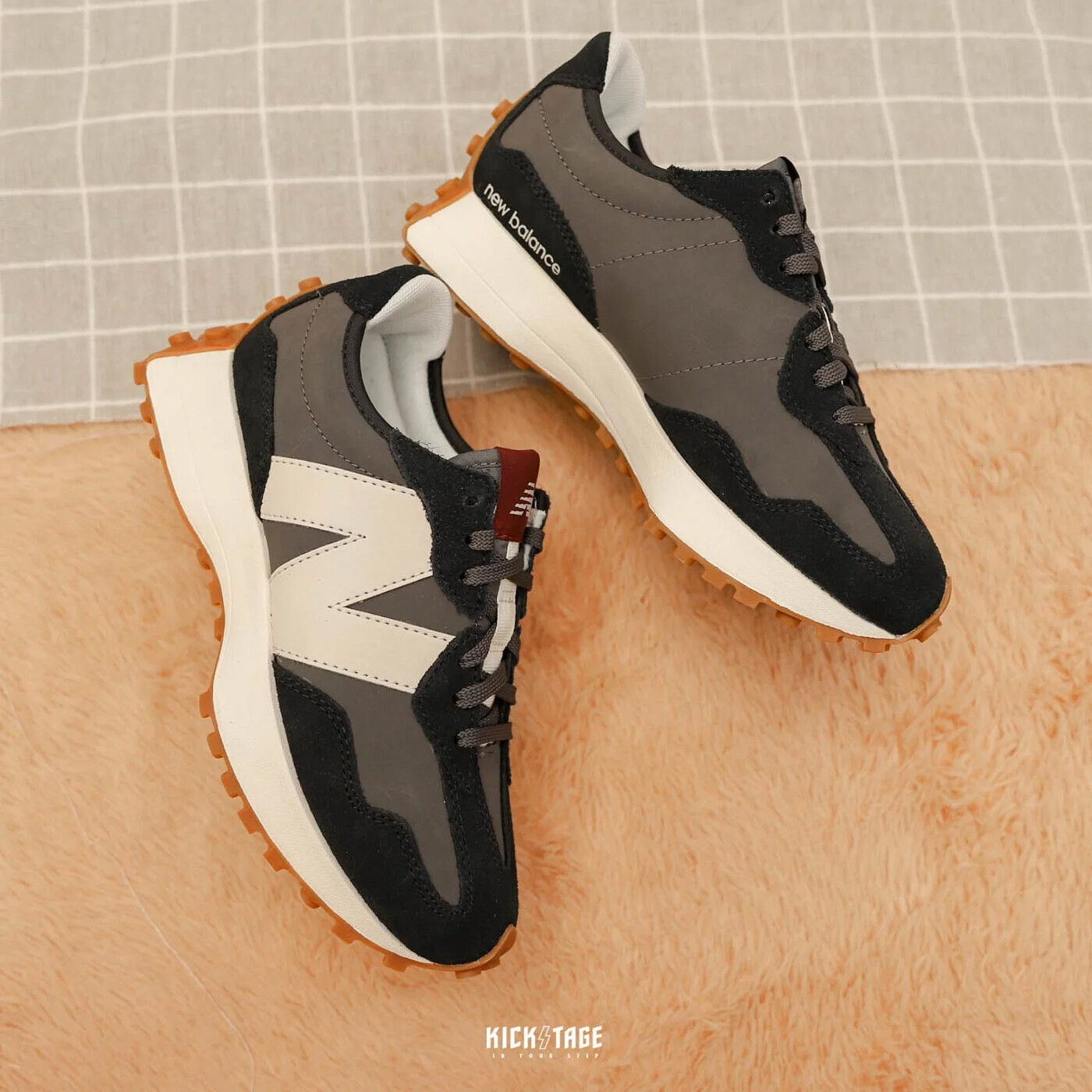 【New Balance】327〈WS327KA〉 $_57.JPG?set_id=8800005007