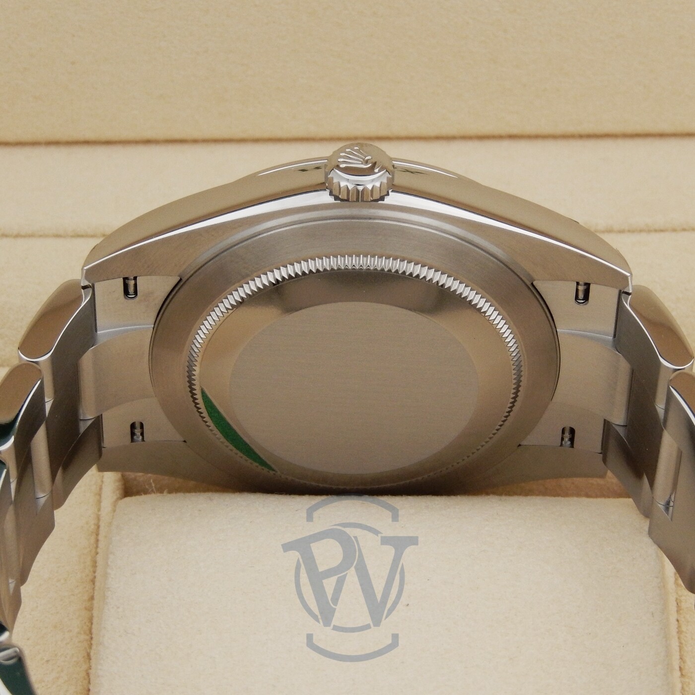 Pre-owned Rolex Datejust 41 Smooth Bezel White Roman Oyster 126300 Complete Unworn