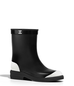 chanel rain boots 2018