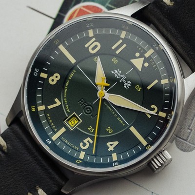 Pre-owned Avi-8 Hawker Hurricane Kent Automatic Hampshire Green Dial Av-4094-03 Mens Watch