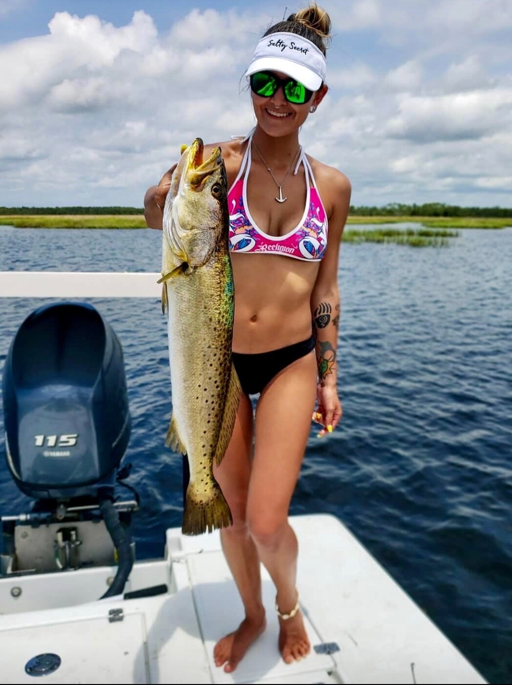 Dexter Russell Fish Hunt Kitchen Knife Carbon Steel Blade-Brown Handle-10411