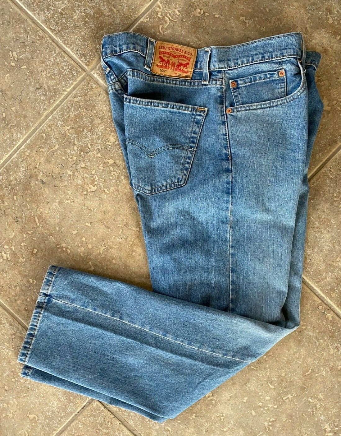 Levis 505 Regular Fit Jeans Mens 38 x 30 Light Stonewash Levis 505 Regular Fit Jeans Mens 38 x 30 Light Stonewash