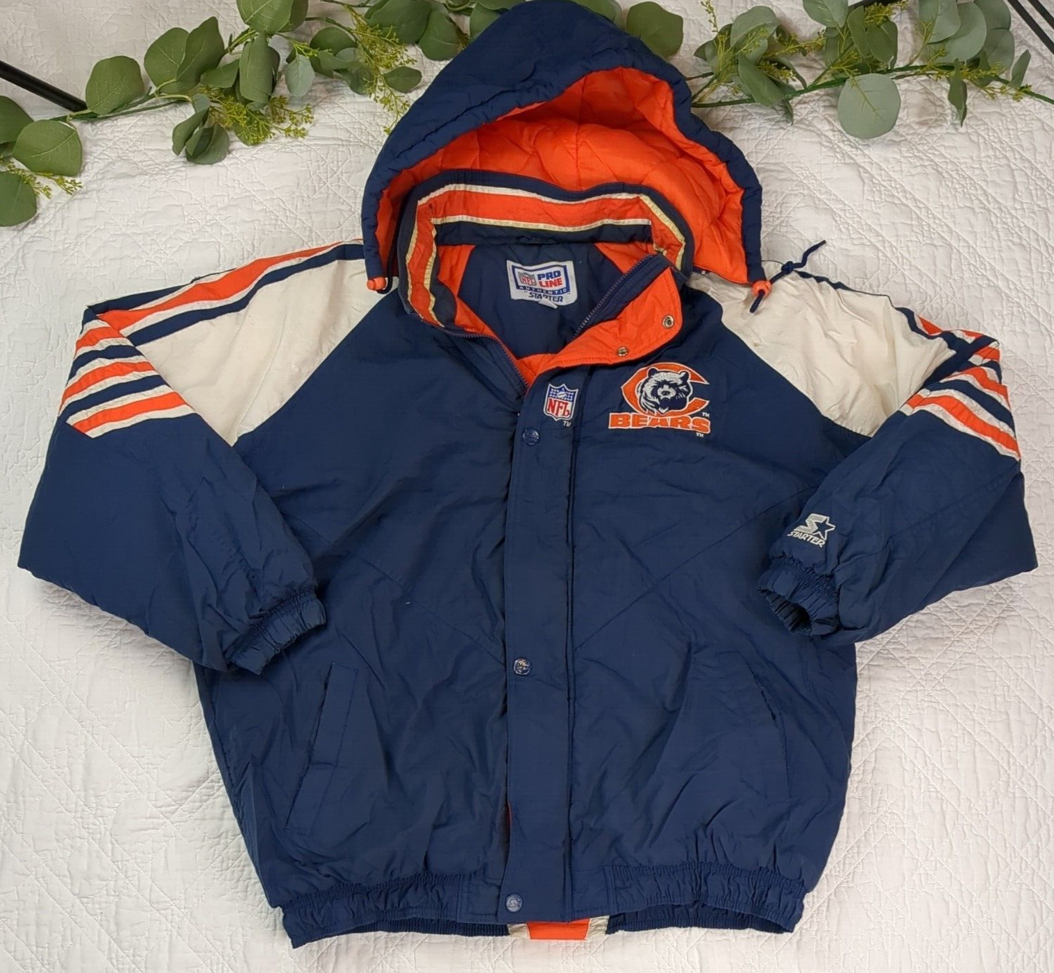 VTG Starter Chicago Bears Full Zip Coat Size XL Made in VTG Starter Chicago Bears Full Zip Coat Size XL Made in