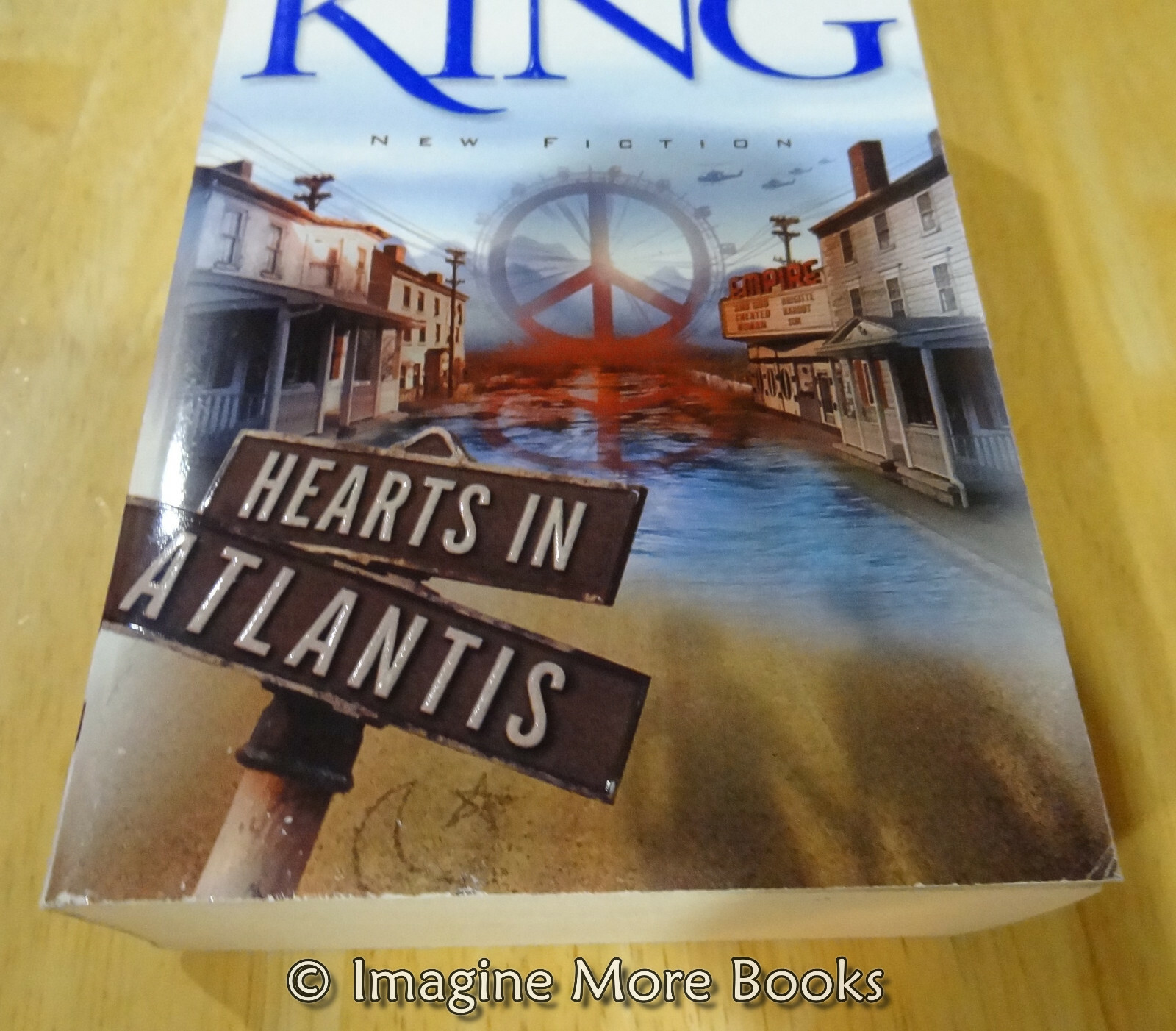 Hearts in Atlantis by Stephen King 5 Stories Paperback