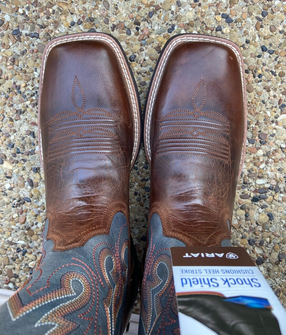 NEW Mens Ariat Layton Brown Blue Leather Soft Toe Western Cowboy Boots 10038448