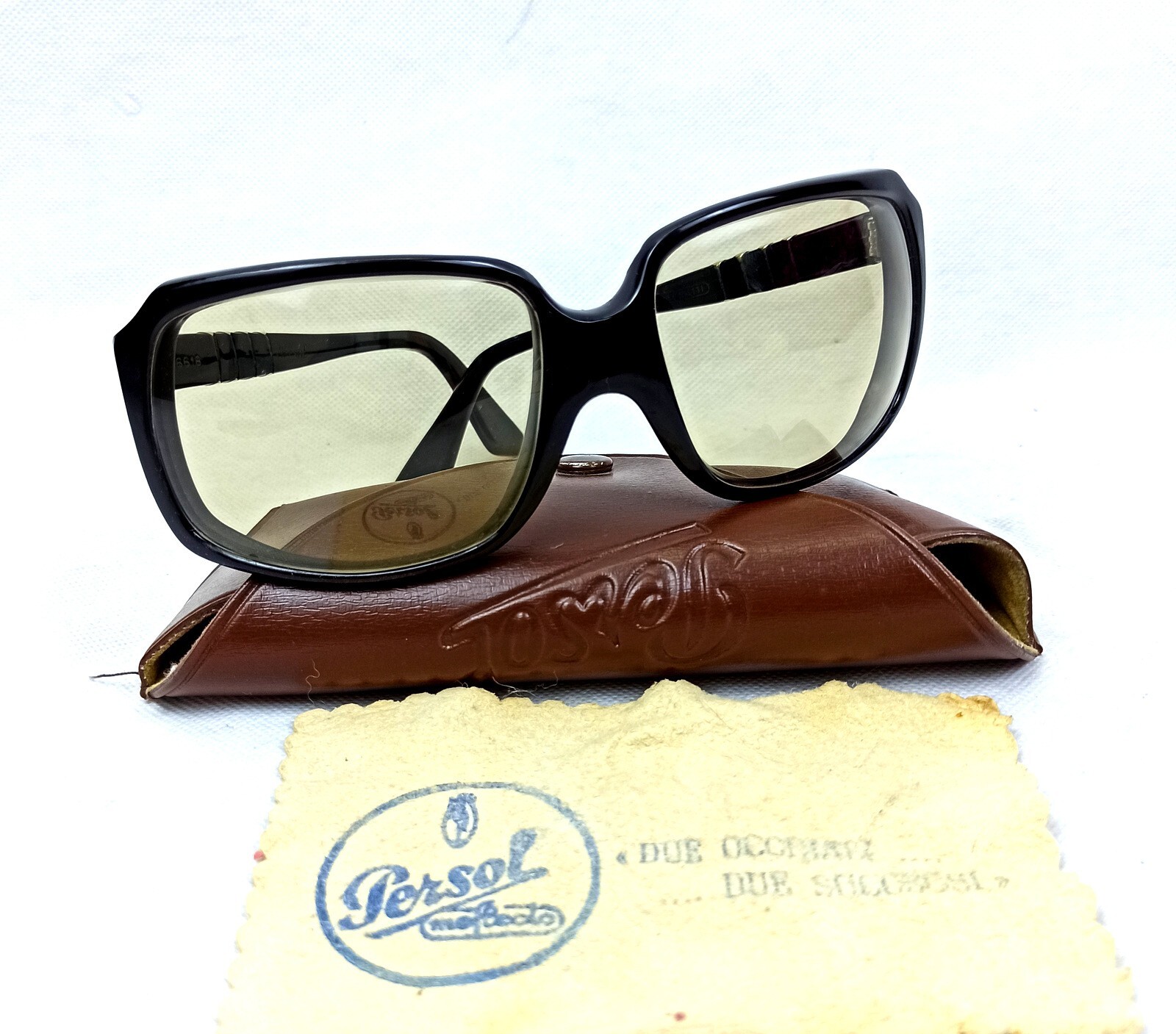 hc様 Rare Persol Square Sunglasses Italy Genuine Outdoors Men