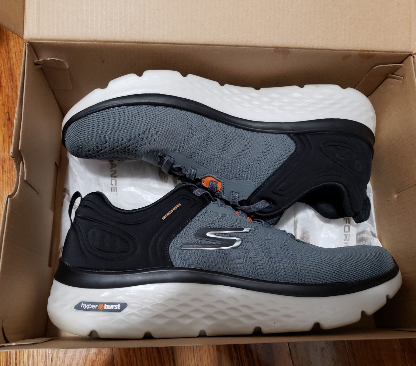 skechers men's running shoe