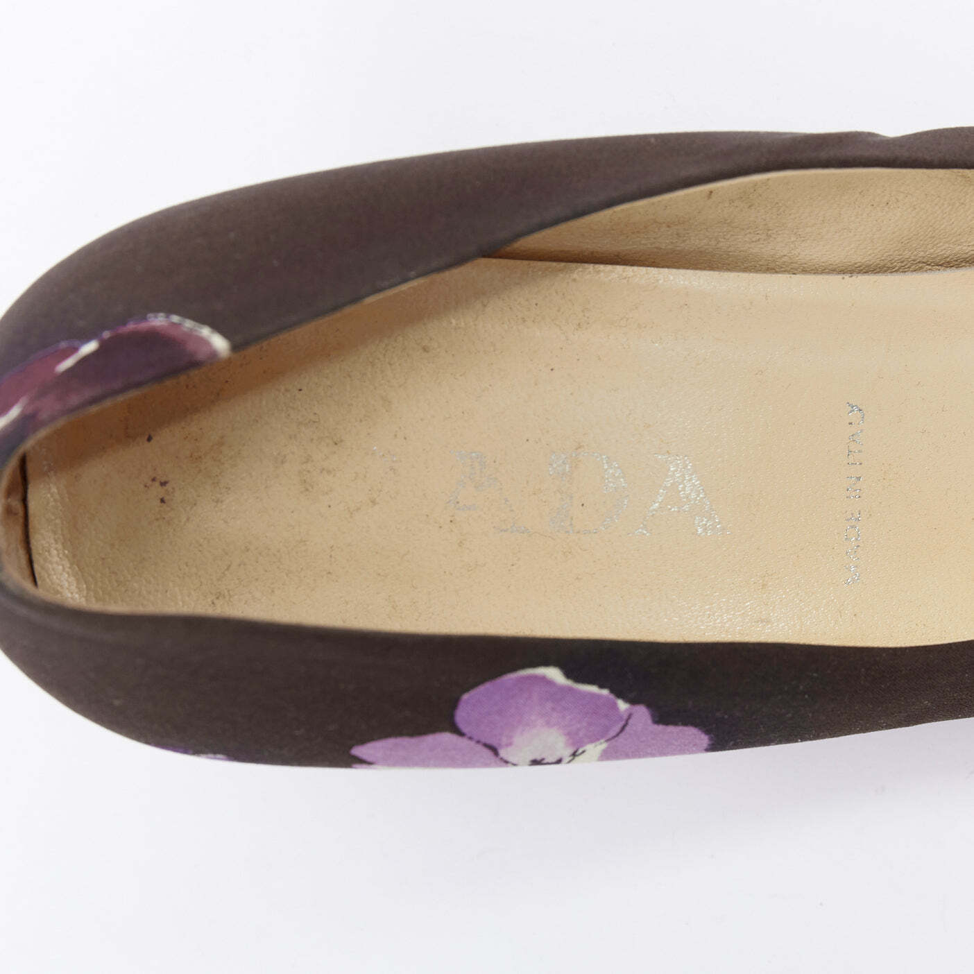 PRADA 2000 Vintage brown purple floral print fabric kitten PRADA 2000 Vintage brown purple floral print fabric kitten