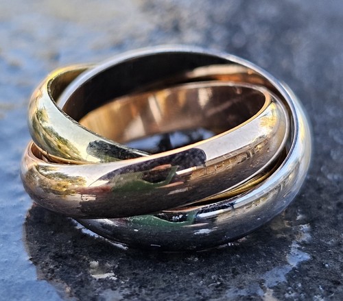 【Cartier】Trinity Cushion 指輪 Medium WhiteGold Rose Yellow CRB4241900 - Trinity cushion ring, classic model, paved