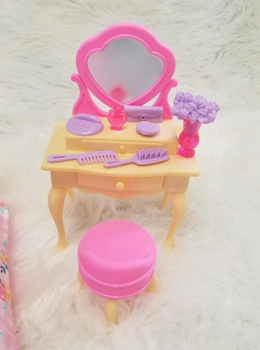 Vintage 1996 Barbie Bedroom & Accessories #67552-91 SET Complete with Extras