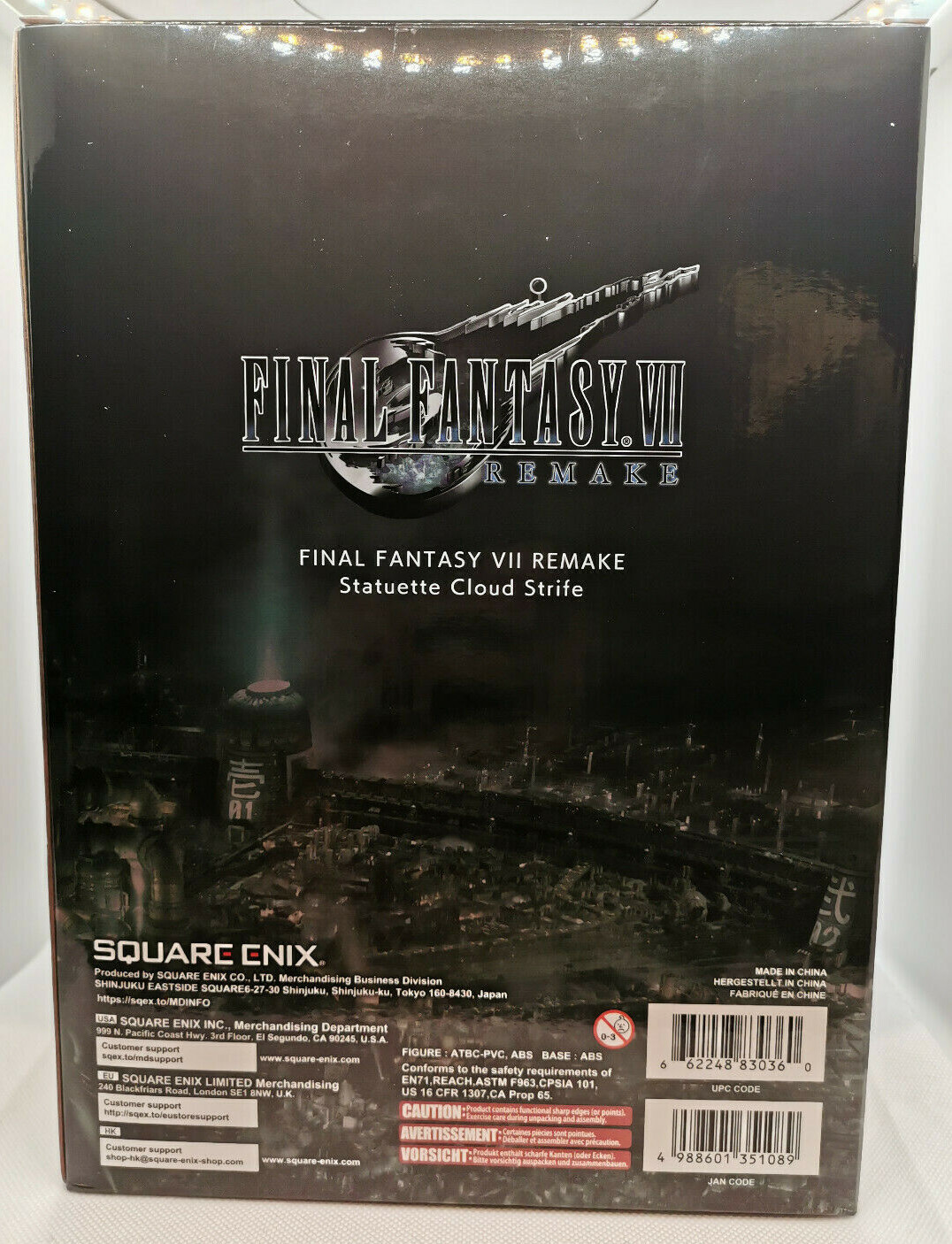 Square Enix Final Fantasy VII Remake Statuette Cloud Strife Statuette (27cm)