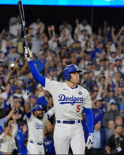 8x10 Photo FREDDIE FREEMAN Los Angeles Dodgers 2024 World