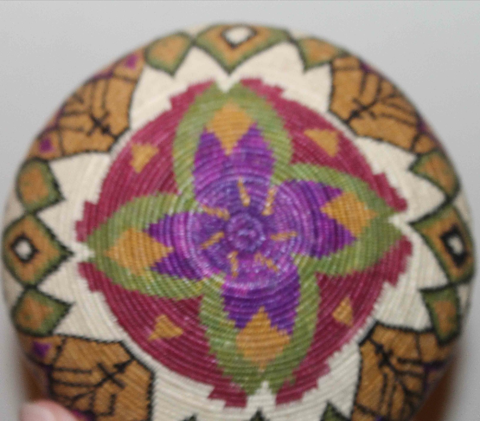 MINI Wounaan Darien Indian Hösig Di Museum Quality Colorful Basket, 3.25