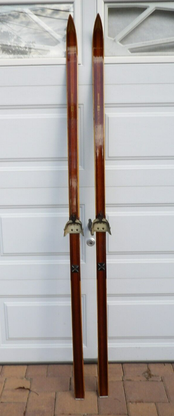のりひ〜　　　　　　　　　　　　　　　　　【Ｖｉｎｔａｇｅ】ＭＯＮＴＡＮＡ Vintage/Antique Bonna Nordic Laminated Wood Snow Skis Model