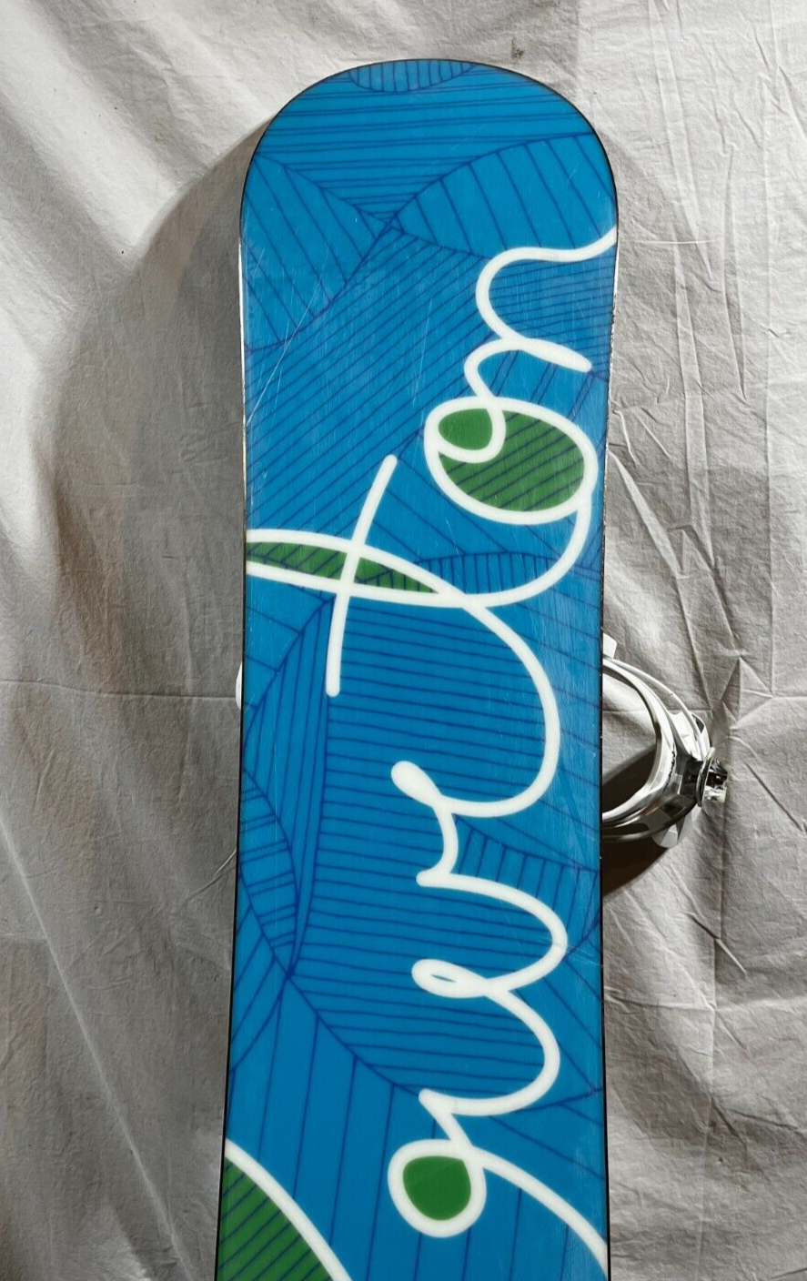 Burton Lux 147cm Twin-Tip All-Mountain Snowboard FLOW Minx Bindings Medium