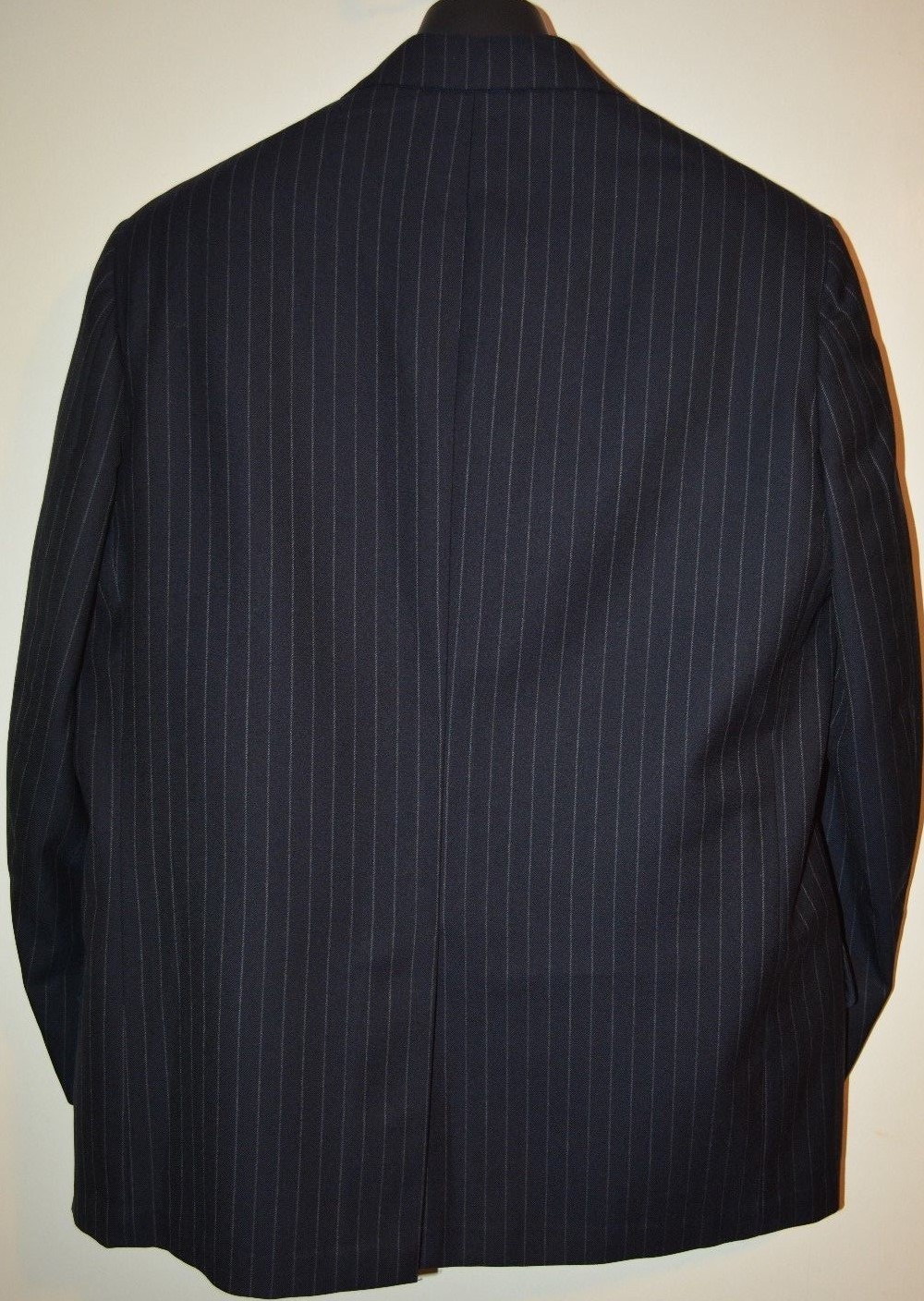 $4225 Oxxford Navy Bold Stripe Wool Suit 44S 36W