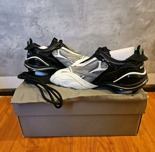 BALENCIAGA tyrex ブラック 43 BALENCIAGA TYREX スニーカー ブラック - メルカリ