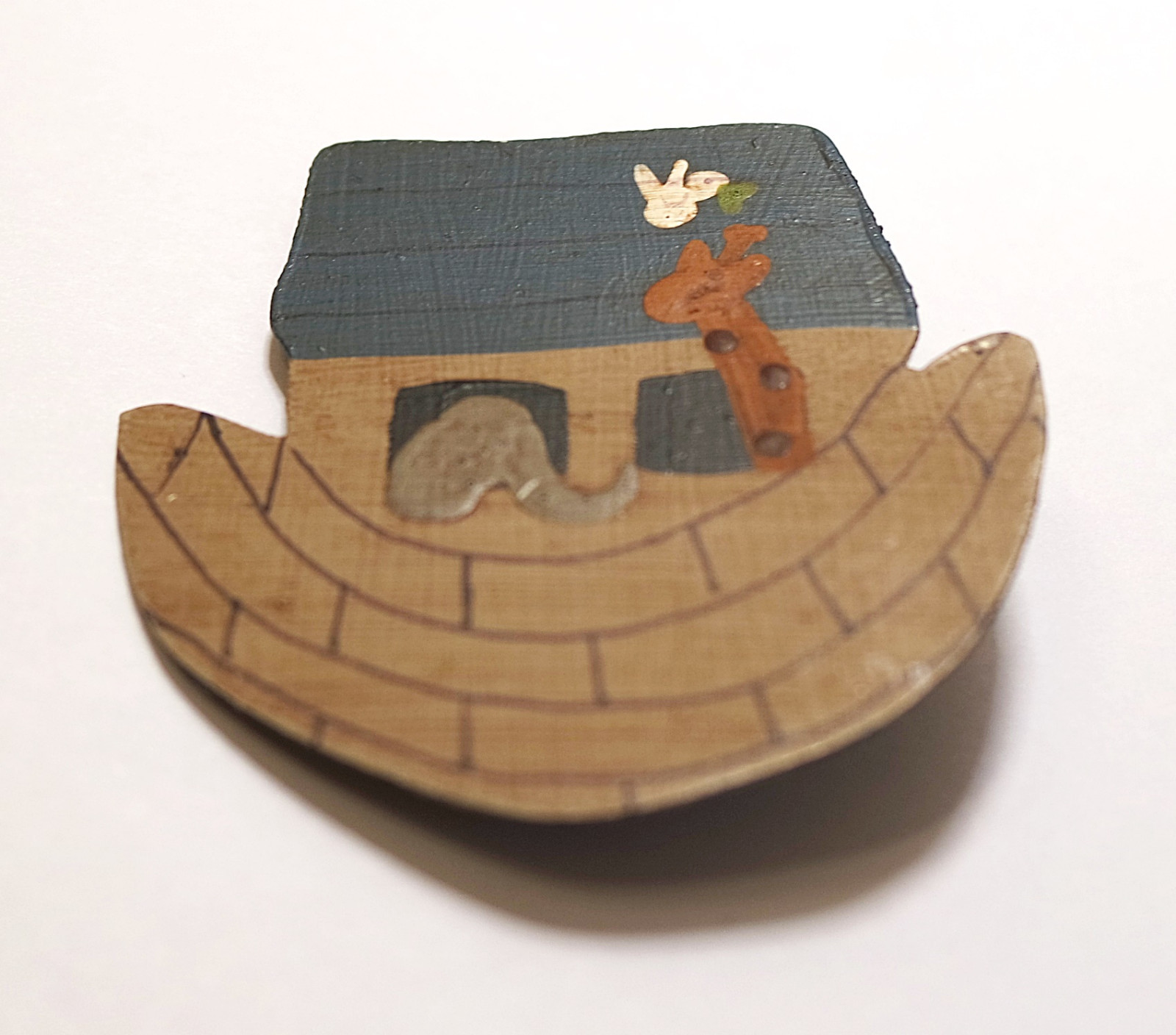 Hand Made Hand Painted NOAH'S ARK Elephant Giraffe Brooch Pin Painted Wood