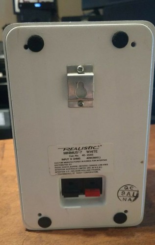 Realistic Minimus 7 Speakers Made In Korea, White, excellent overall condition.