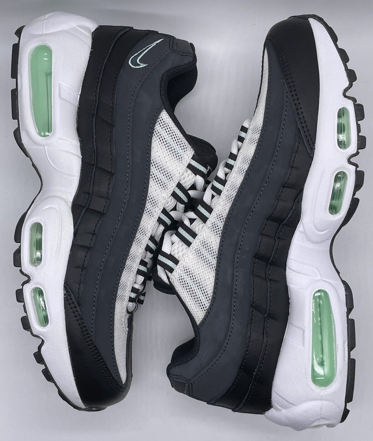 靴 Nike Air Max 95 OG White and Black 26.5 Nike Air Max 95 OG 'White Black' – Limited Edt