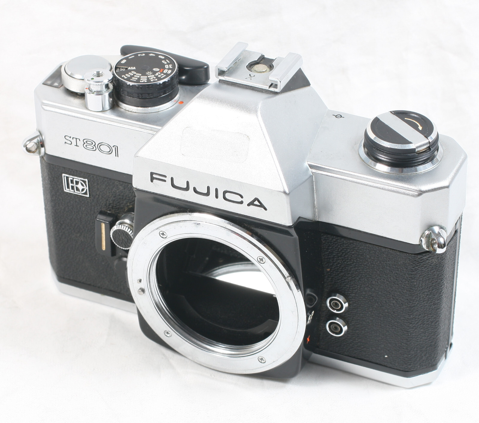 Fujica ST801 35mm SLR Film Camera M42 LED 52064 | eBay Fujica ST801 35mm SLR Film Camera M42 LED 52064 | eBay