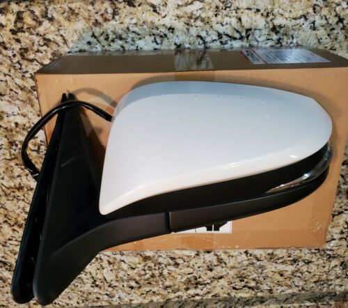 New Side Mirror (For Toyota 4runner 2020,2021,2022)(White