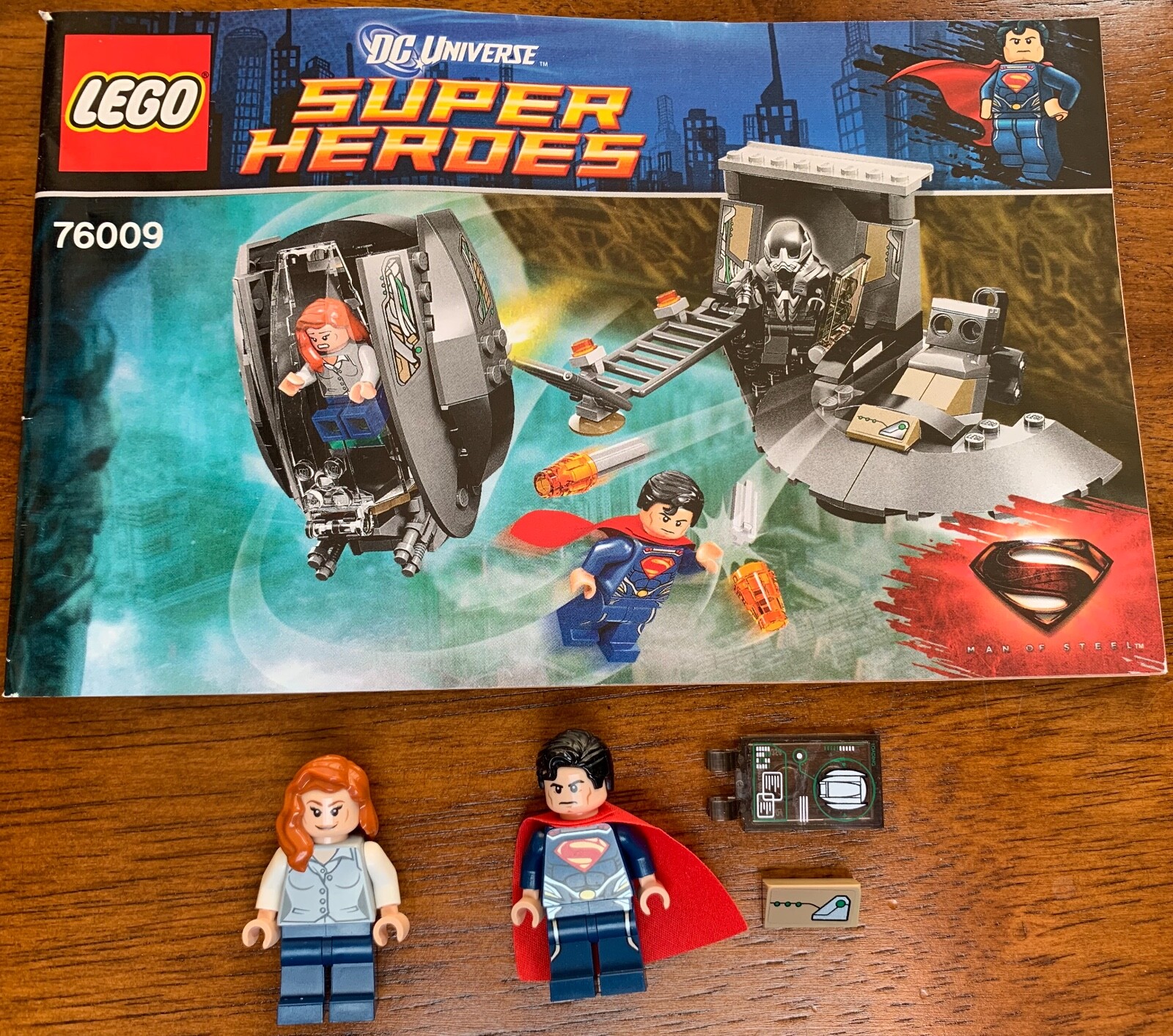 LEGO LOIS LANE Minifigure DC Superheroes Superman Man Steel