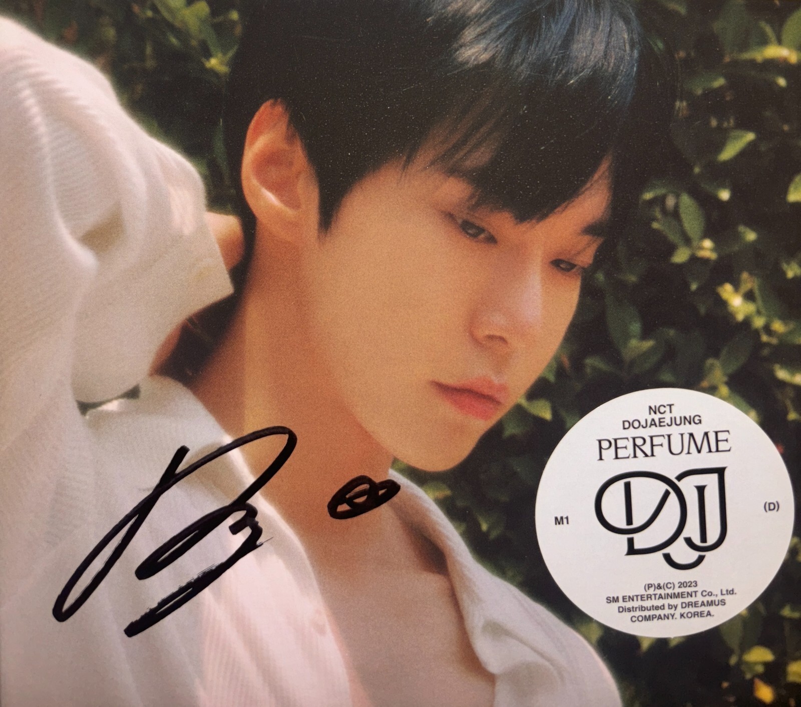 ドジェジョン香水ドヨンdoyoung NCT DOJAEJUNG perfume NCT DOJAEJUNG - 1st Mini Album PERFUME[BOX ver.] CD+Folded