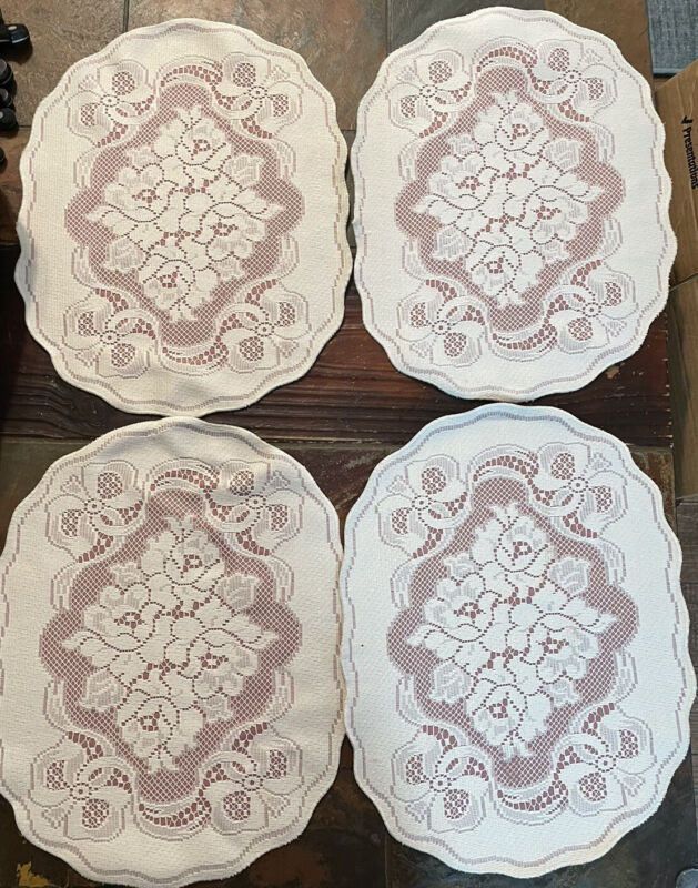 VTG Cream Lace W/ Mauve Dusty Rose  Backing Oval Placemats Set Of 4 Flowers Bows