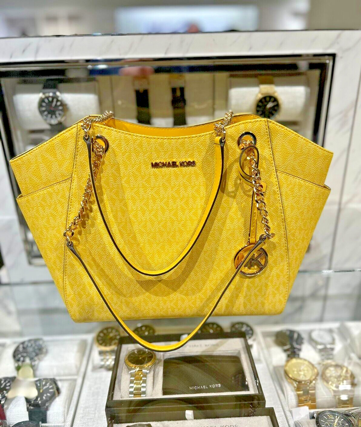 Michael Kors イエロー バケツバッグ s-l1200.jpg