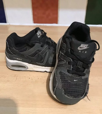 nike zip trainers