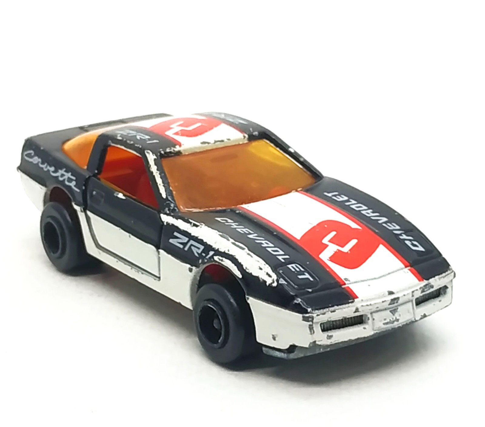 Majorette Chevrolet Corvette C4 ZR-1 Black / White no.3 1:57