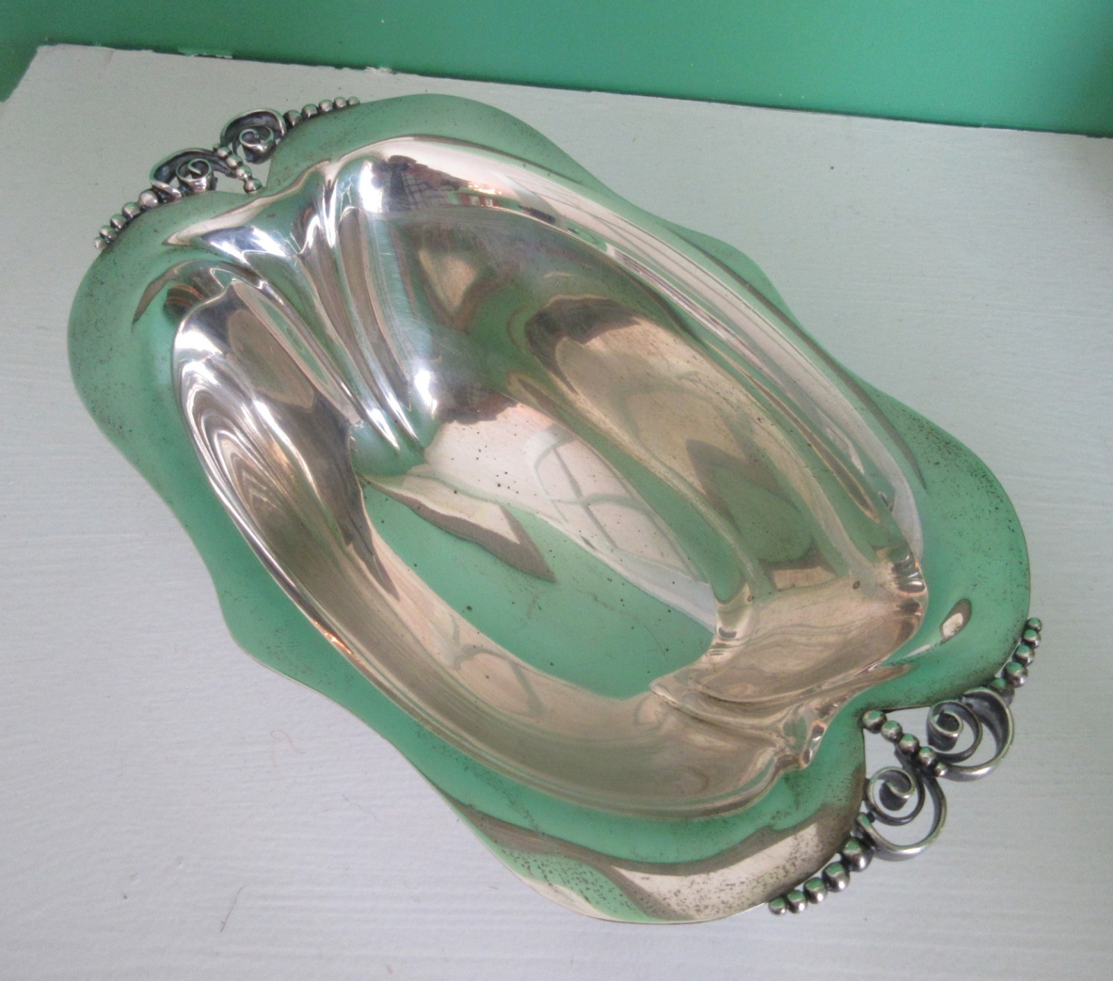 Antique Sterling Silver Bowl Beaded Scroll Handles International Silver 7.8 oz