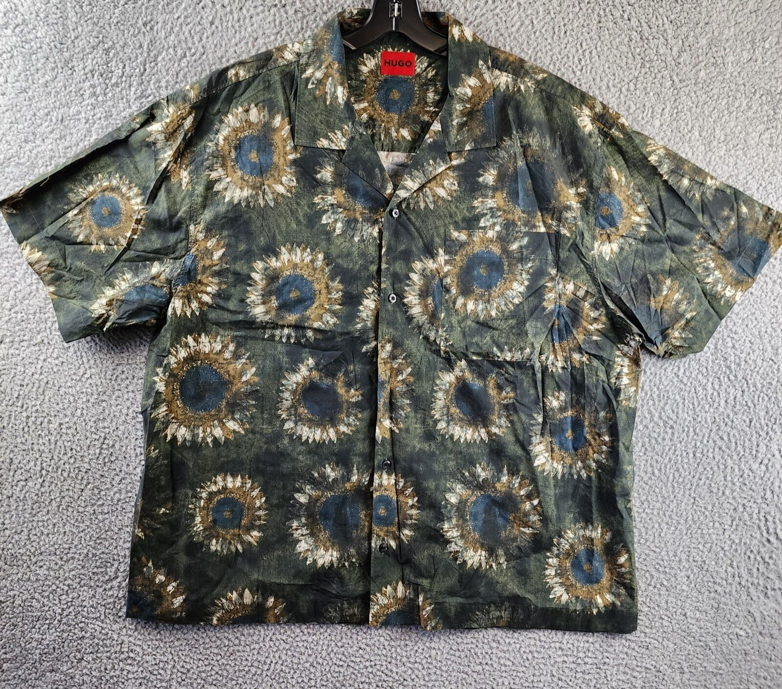 HUGO Oversize-fit Shirt in Printed Short Sleeves Men's XL Open Green Button ` - Picture 1 of 12