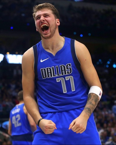 NBA DALLAS MAVERICKS 77 DONCICタンクトップ XL NBA DALLAS MAVERICKS 77 DONCICタンクトップ XL Dallas