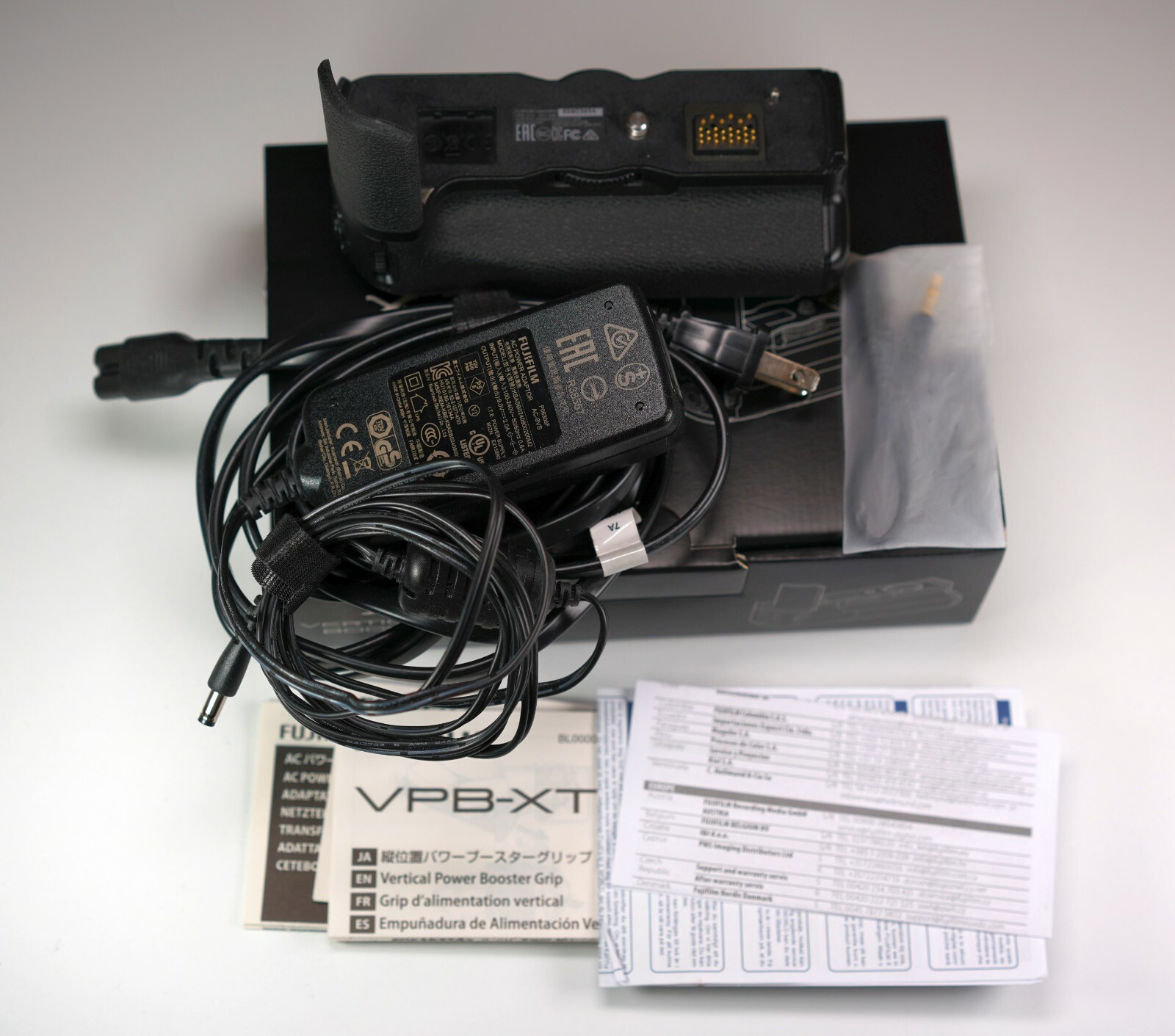 Fujifilm VPB-XT2 Vertical Power Booster Grip