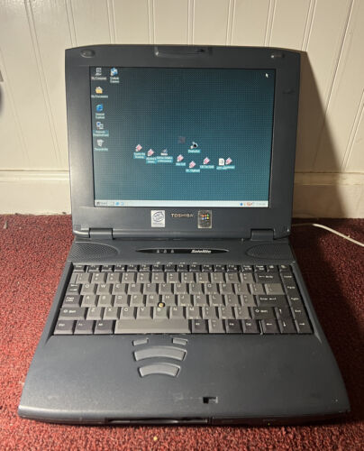 Vintage Toshiba Satellite 2210CDT 6GB Notebook Computer Windows 98 GOOD BATTERY Vintage Toshiba Satellite 2210CDT 6GB Notebook Computer Windows 98 GOOD BATTERY