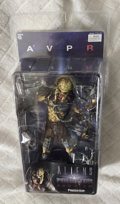 2007 Neca Aliens vs Predator Requiem AVP UNMASKED WOLF PREDATOR Action Figure