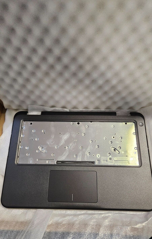 Palmrest Dell Latitude 3310-3300 8g705 Neuf