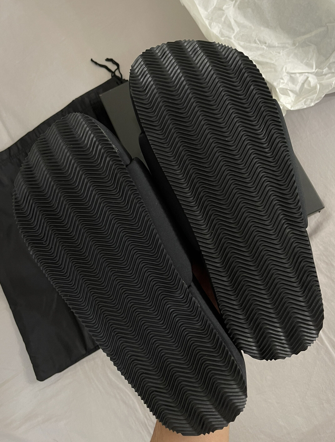 Adidas Y-3 Yohji Yamamoto Comfylette Puff Slide Black EH1719 Men s 9/Women  s 10: купить с доставкой из США, цена 30 013 руб - (334368766242)