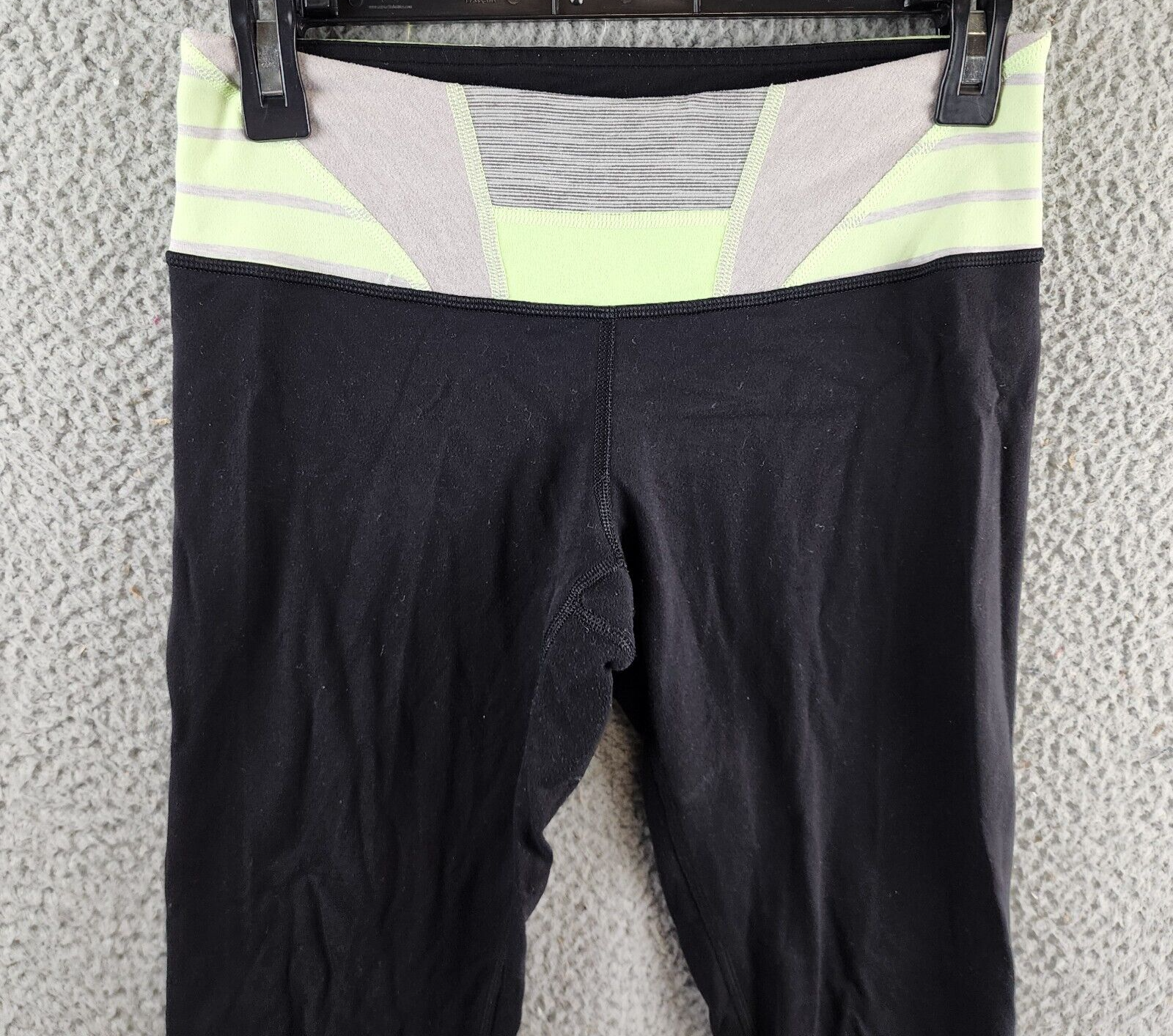 Lululemon Leggings Women's Black Lime Stripe Waist Capri Comfort Stretch - Picture 2 of 11